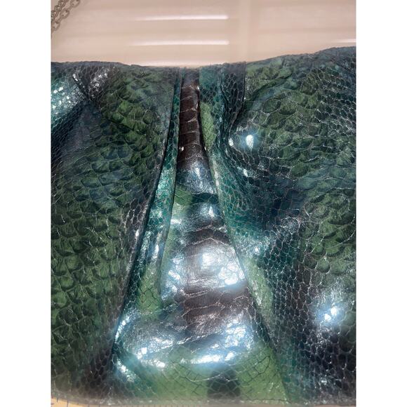 Vintage Deena & Ozzy  Snakeskin Print Leather 100% PU  Small Clutch Wallet green - Picture 10 of 13